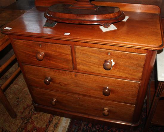 Victorian mahogany chest of drawers